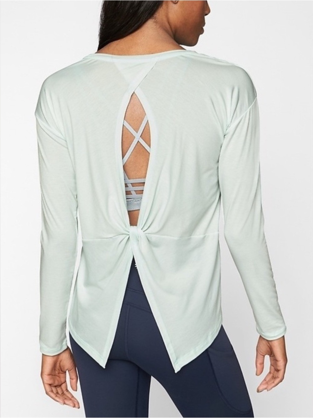Athleta essence twist Long-Sleeve Scoop Neck Top in Pale Mint Green medium nwt
